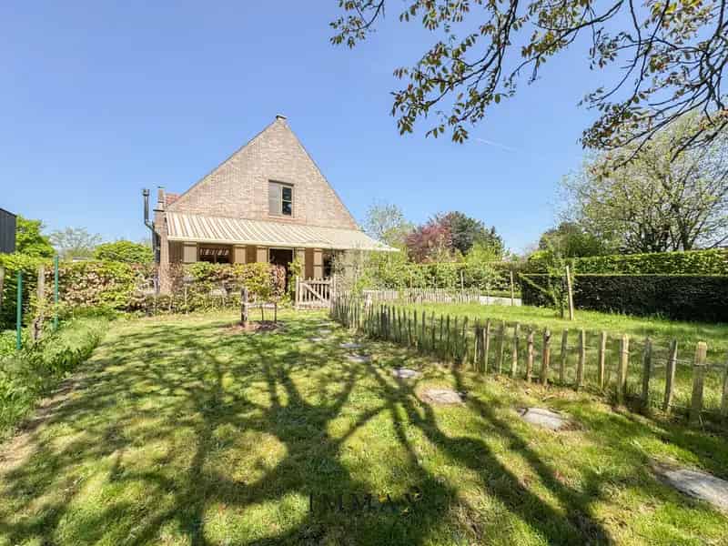 Instapklare Gelijkvloerse Villa met Tuin en Garage