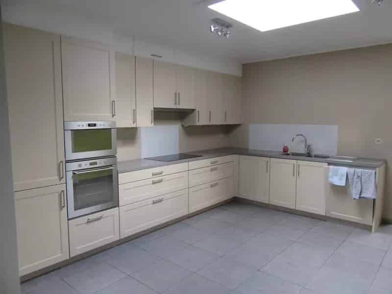 Huis te koop 3 slaapkamers grote garage tuin