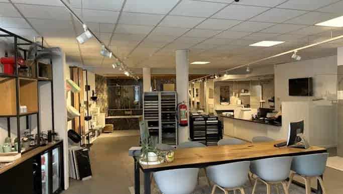 Handelspand te huur Merelbeke Hundelgemsesteenweg 580m²