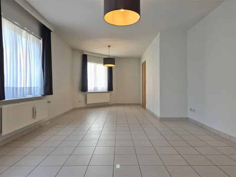 Gelijkvloers Appartement te Huur Kastel Garage Terras