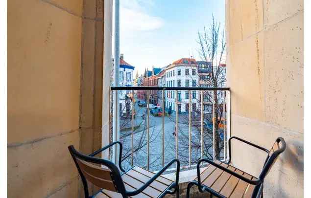 Huur 2 slaapkamer appartement van 93 m² in Antwerp