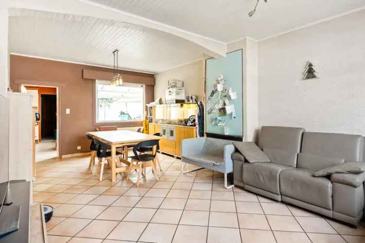 Huis te huur Merksem 3 slaapkamers Zuidtuin Garage Zonnepanelen