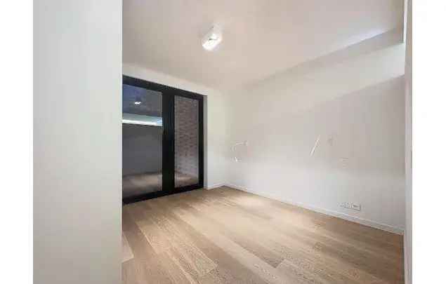 Huur 2 slaapkamer appartement van 94 m² in Ghent