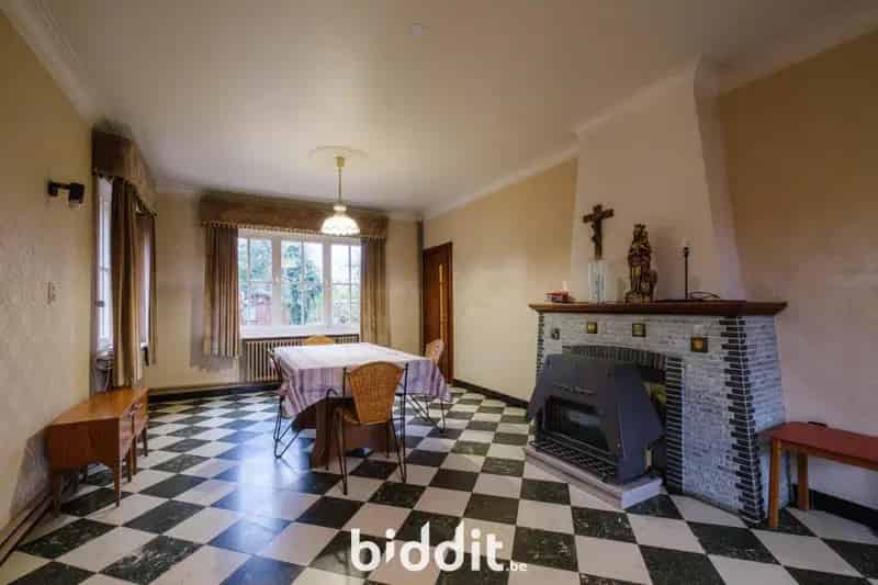 Charmante woning te renoveren 4 slaapkamers