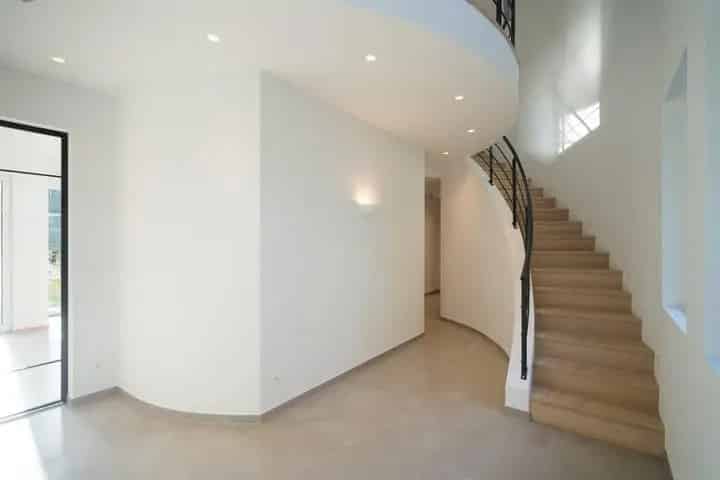 PAN Madoux 37 Te Koop