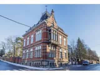 Kasteel te koop Limbourg - 3 Woonunits - Park 6000m²