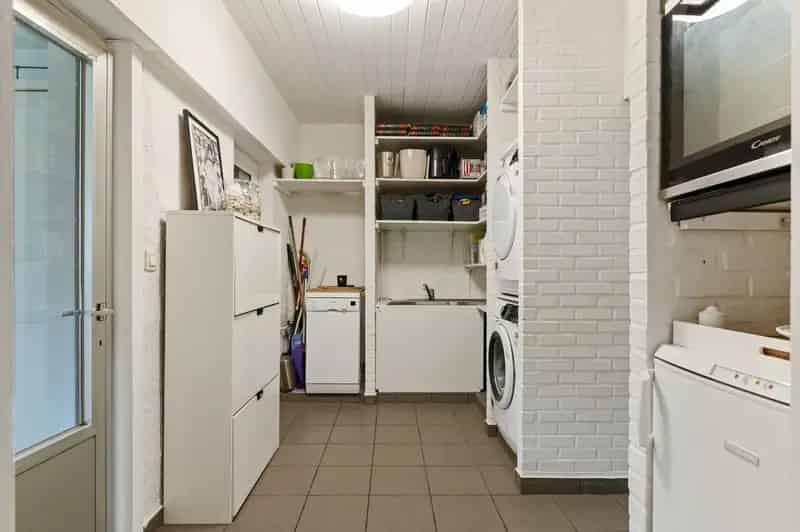 Gezellige Bel-Etage Woning te Koop in Hoevenen