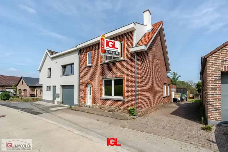 3 gevel woning te koop nabij Centrum Sint-Pieters-Leeuw
