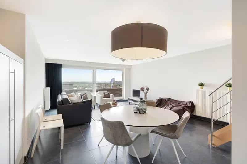 Duplex Appartement te Koop Nabij Strand Duinbergen