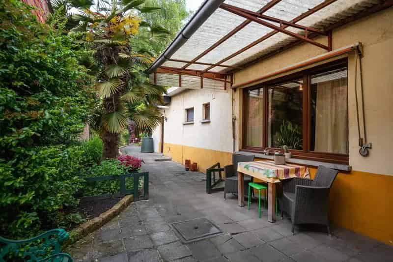 Huis te huur: Centrale locatie mooie tuin 3 slaapkamers potentieel