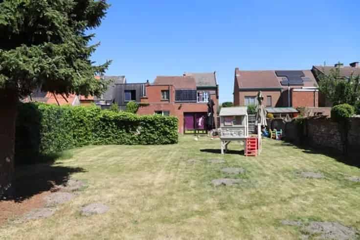 Huis Te Koop Merelbeke Melle Met Bouwgrond