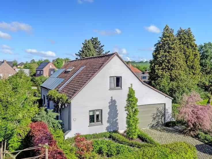 Gerenoveerde Villa Te Koop in Leefdaal