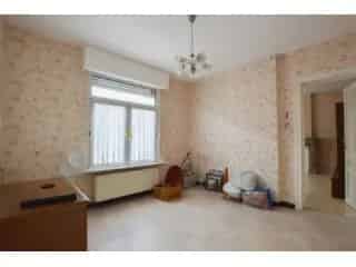 Huis te Koop Courcelles 2 slaapkamers grote garage tuin