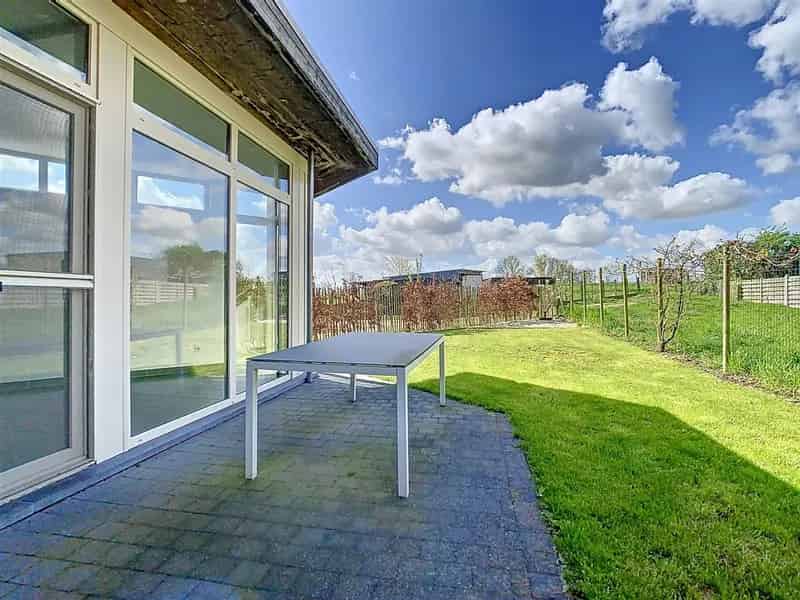 Instapklare woning 3 slaapkamers tuin dubbele garage 4a 04ca