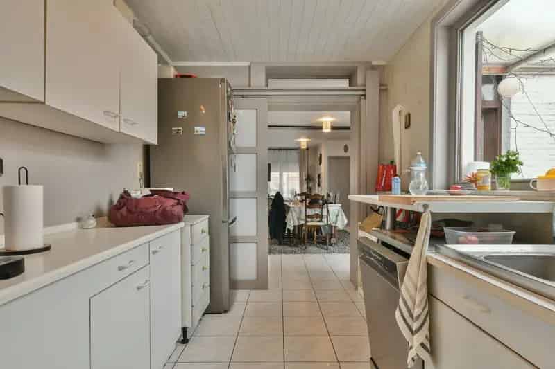 Rijwoning met 3 slaapkamers en tuin gelegen in centrum Oudenburg