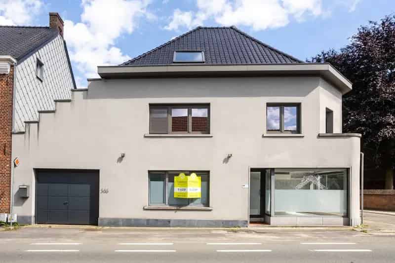 Instapklare woning met tuin terras en ruimte voor hobby of praktijk