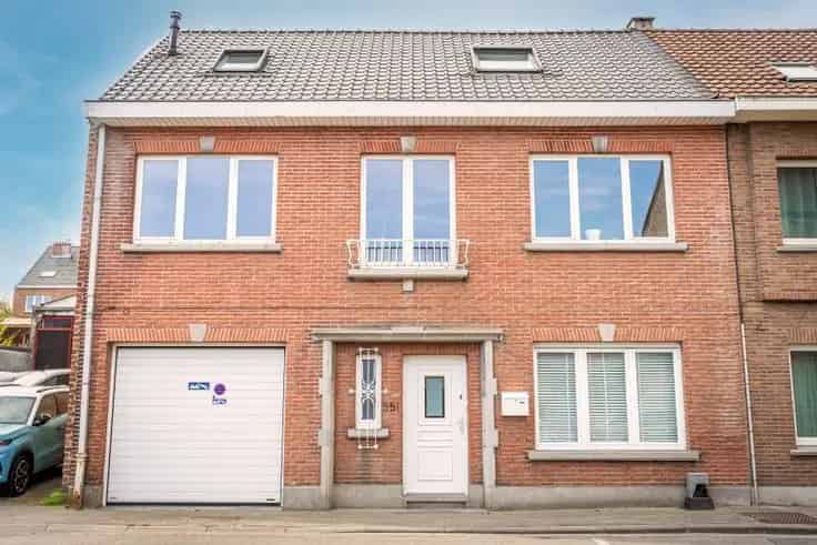Huis Te Koop Dworp 5 Slaapkamers Garage Tuin