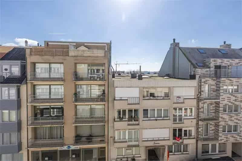 Studio te koop Westende - Gerenoveerde studio met lift
