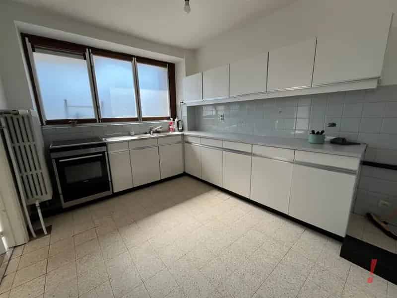 Appartement te huur Brugge: 3 slaapkamers, terras en garage