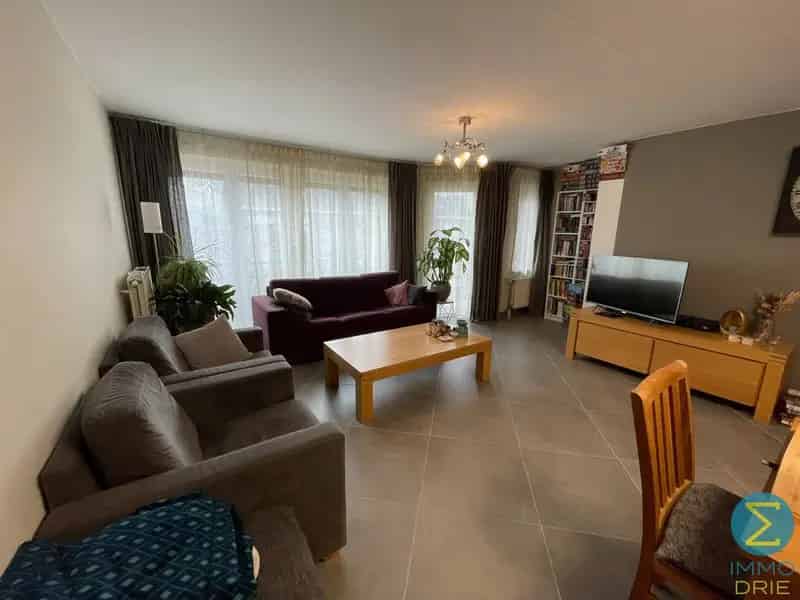 Ruim Appartement 2 slaapkamers te koop
