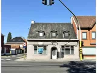 Handelspand te koop Kuurne - Kantoor Horeca Showroom