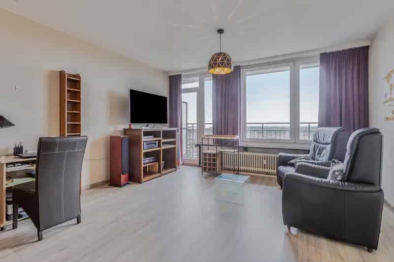 Appartement te koop Wilrijk: Uitzichtrijk en centraal gelegen