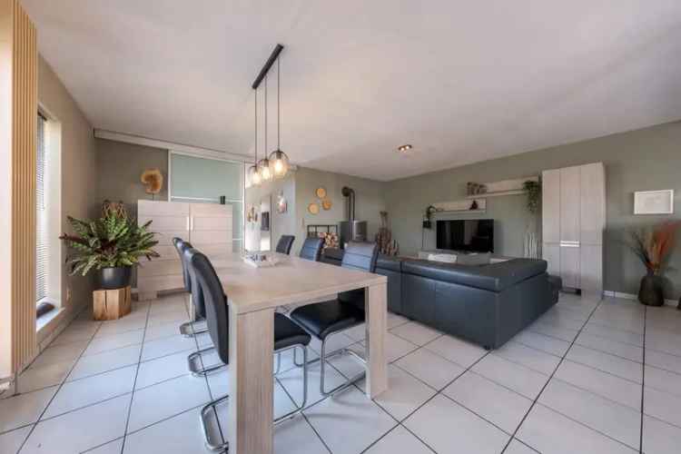 Ruime Instapklare Woning te Ruisbroek