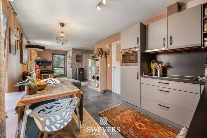 Gerenoveerde Halfopen Woning te Koersel