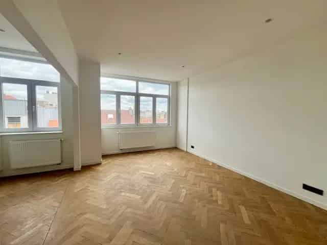 Appartement te koop Forest 1 slaapkamer 91m²
