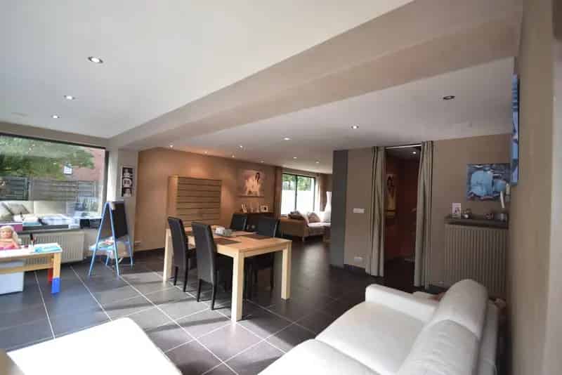 Woning met zonnige stadstuin