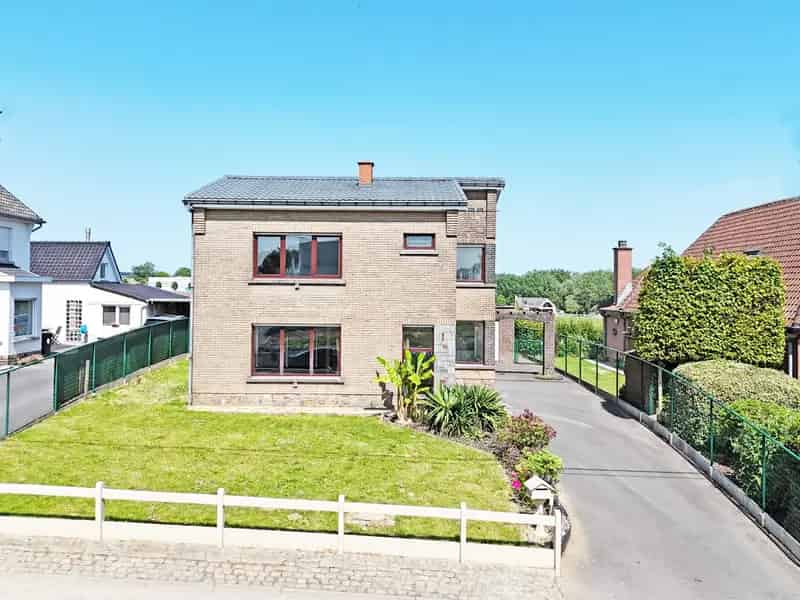Huis te koop in Velzeke-Ruddershove nabij Zottegem