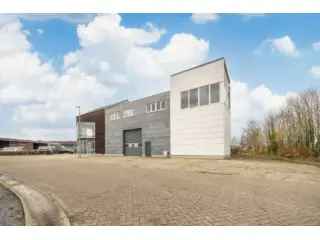 Industrie te koop Mol - Magazijn 830m² en 600m² met kantoren