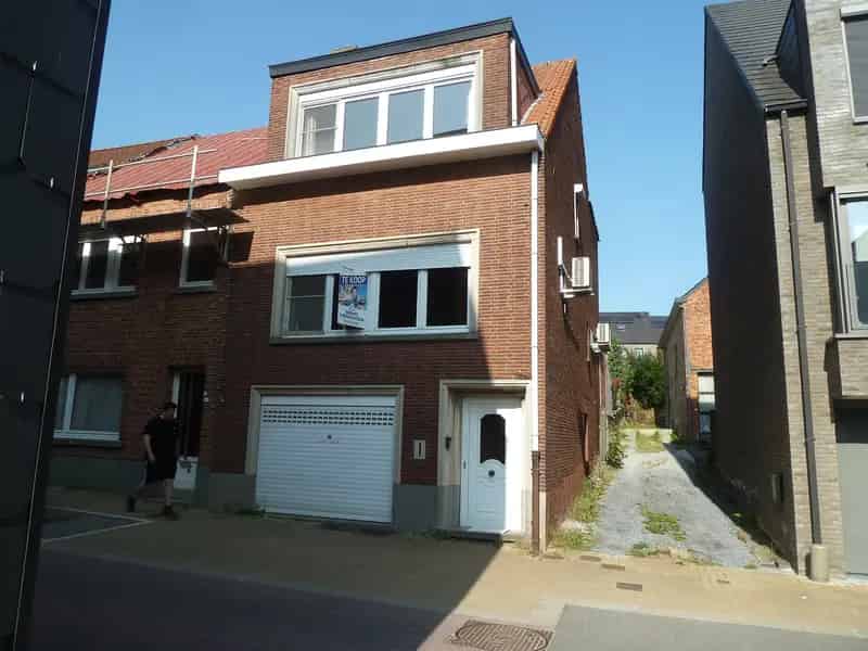 Huis te huur Bertem: Bel-etage woning te renoveren