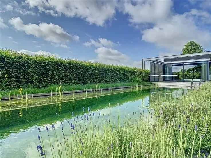 Moderne villa te koop Glabbeek 3 slaapkamers zwemvijver poolhouse