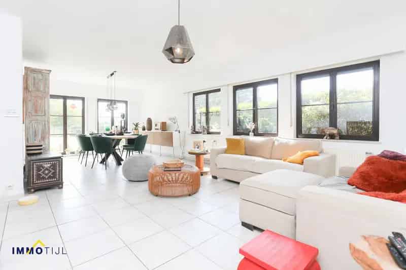 Te Huur: Ruime woning 3 slaapkamers grote tuin Sint-Amands