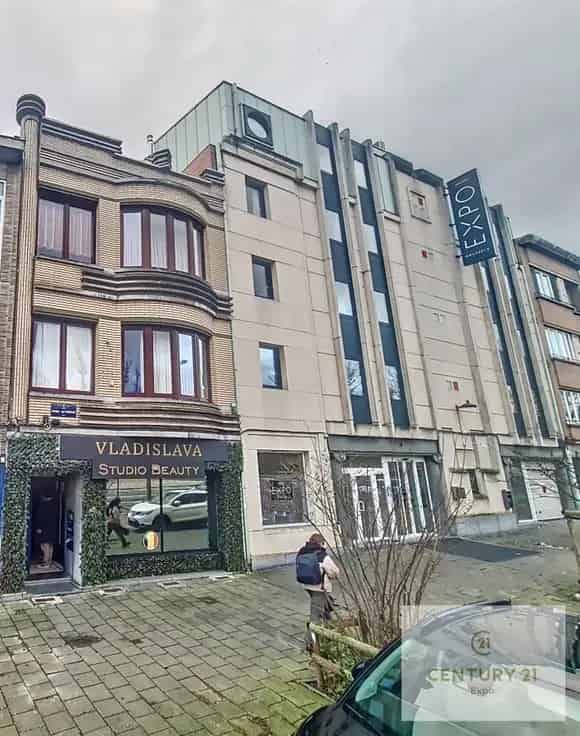 Appartementenblok Te Koop Nabij Winkels