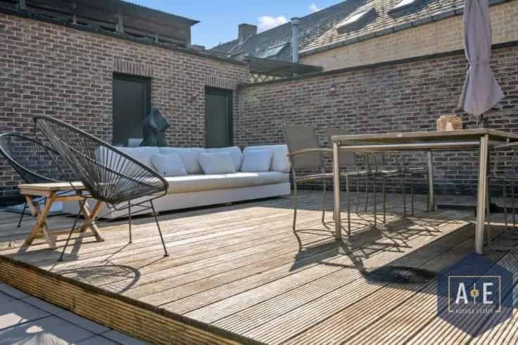 Herenhuis met Commerciële Ruimte te Wetteren