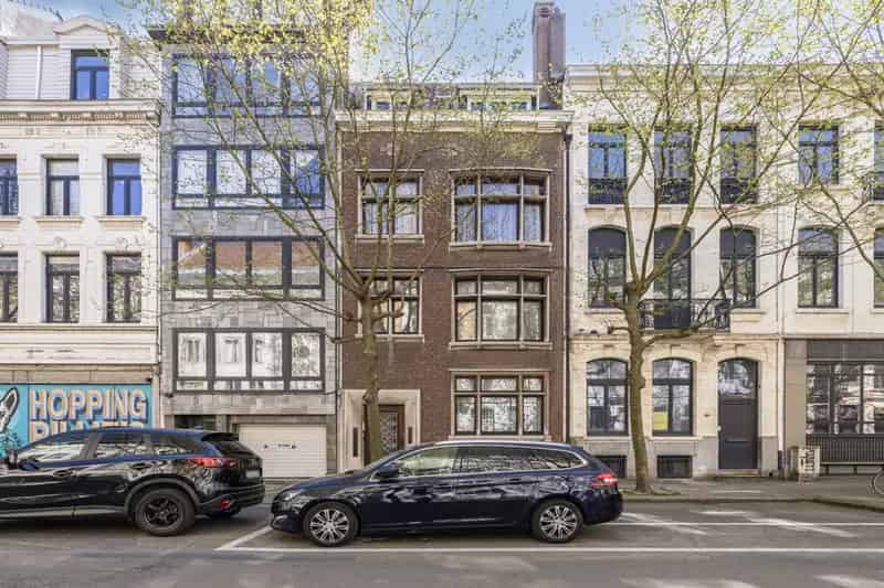 Huis te huur: Ruime Praktijkwoning met Mogelijkheden