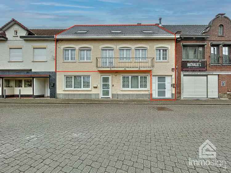 Appartement te huur ruim triplex in Bocholt met 4 slaapkamers