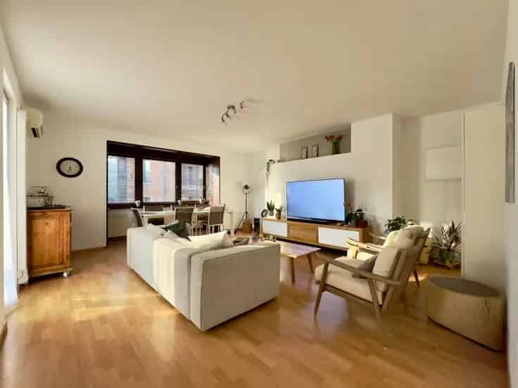 Duplex Te Koop Cambre 3 slaapkamers Terras Garage