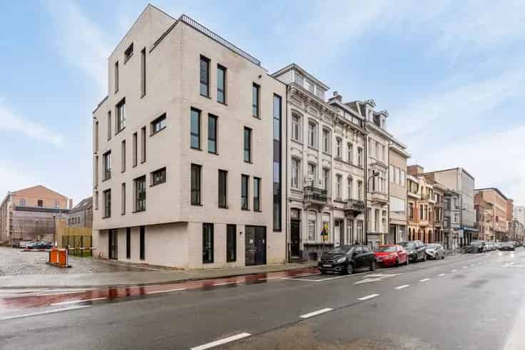 Duplex Te Koop Nabij Station