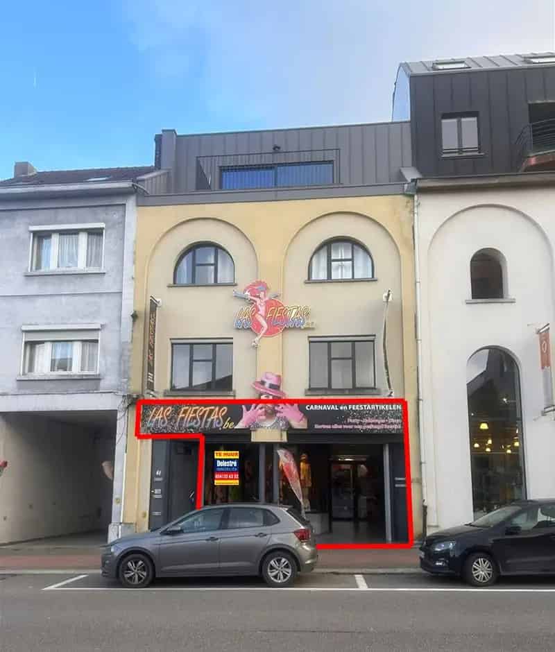 Ruim Commercieel Pand Nabij Bio Planet