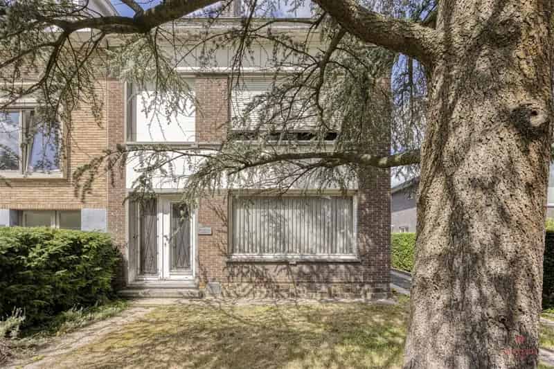 Te renoveren woning vlakbij Gent