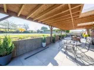 Huis te koop Libin - Ruime woning met zwembad en atelier