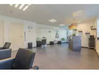 Handelspand te Koop Klein Willebroek - Gerenoveerd Kapsalon - EPC B