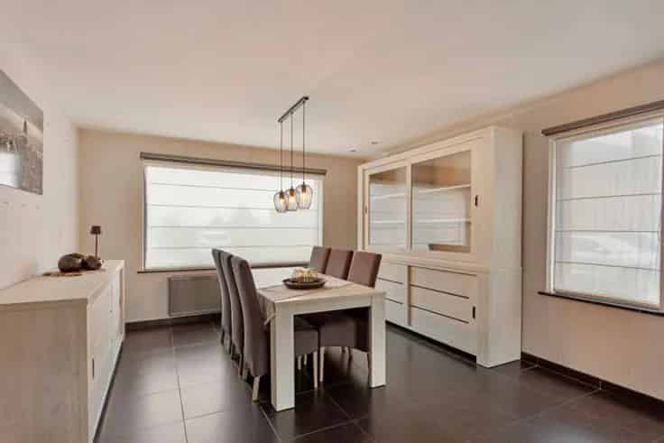 Huis Te Koop Sint-Lievens-Houtem - Instapklare Woning met Atelier