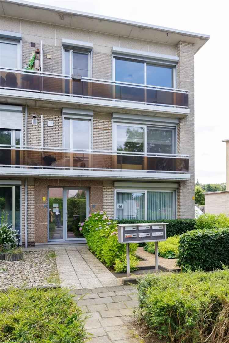 Gerenoveerd Appartement 2 slaapkamers Terras Garage