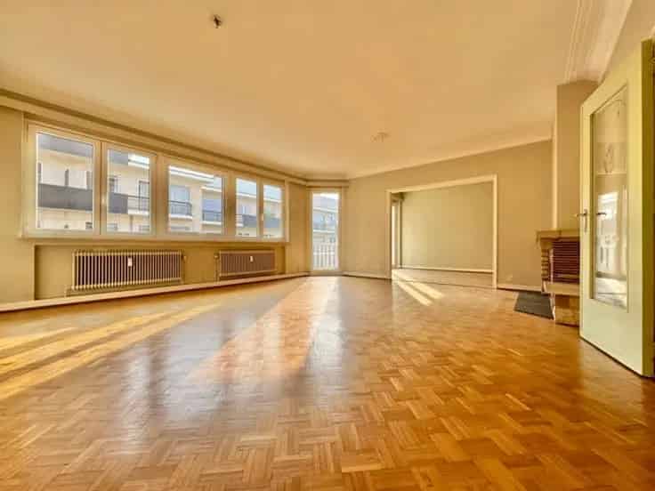 Appartement 120m2 te koop Nabij RTBF 2 slaapkamers