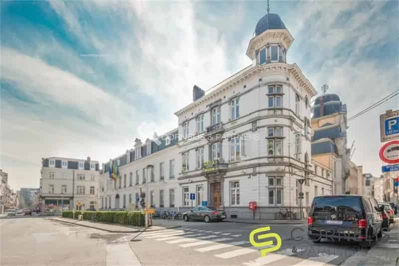 Kantoorruimte te koop Gent: Monumentaal gerenoveerd gebouw