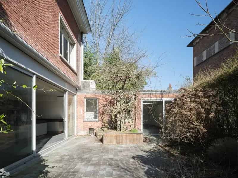 Dokterswoning met Praktijkruimte en Stadstuin